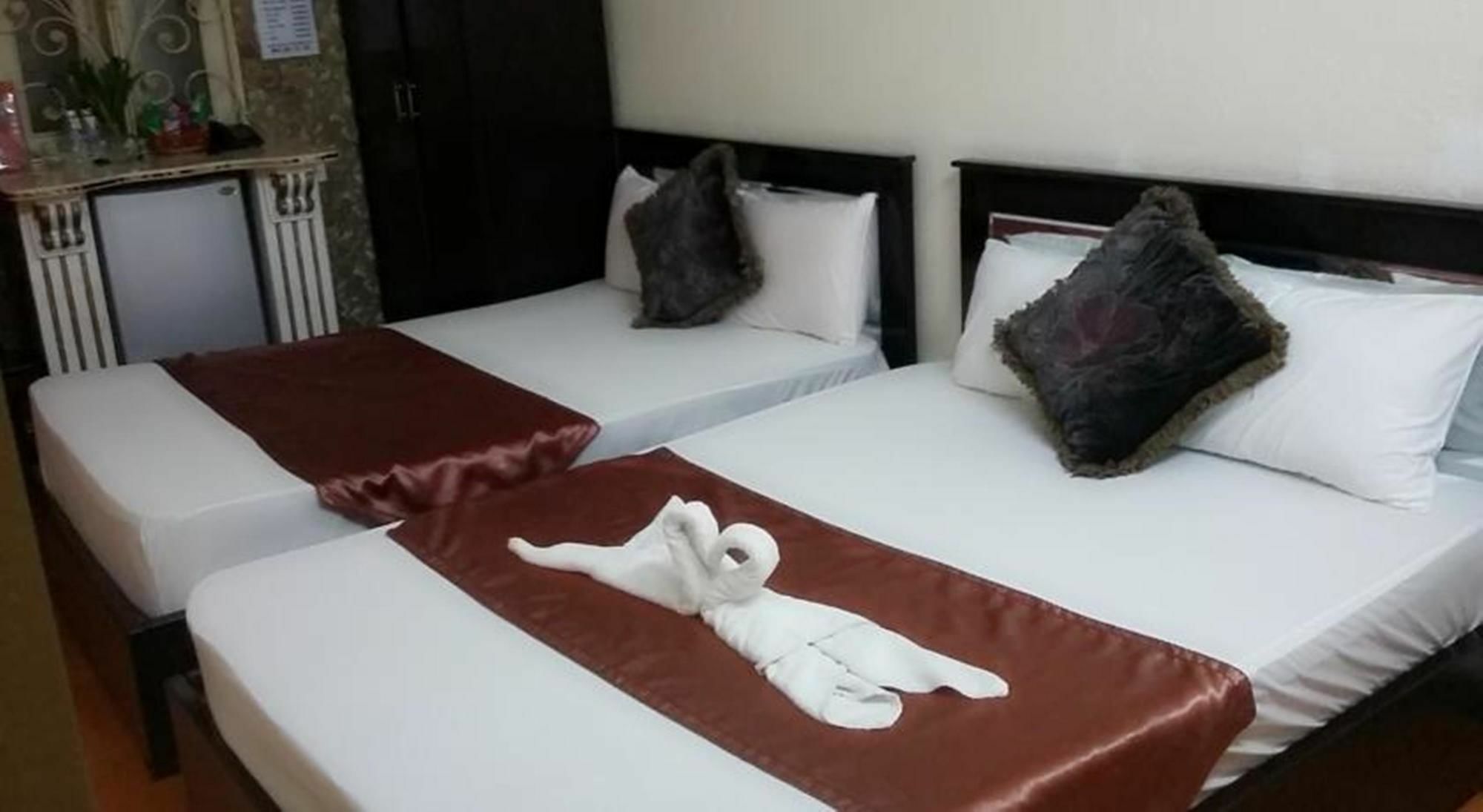โอโย 253 ตันฮา โฮเทล Hotel โฮจิมินห์ซิตี้ ภายนอก รูปภาพ